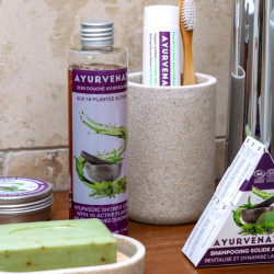 SOIN DOUCHE AYURVÉDIQUE BIO AUX 18 PLANTES